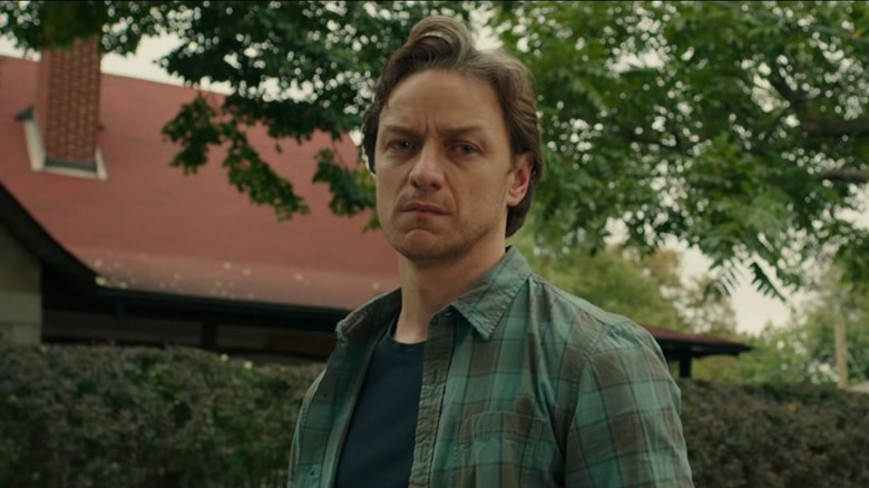 James McAvoy stars in It: Chapter 2 (2019)