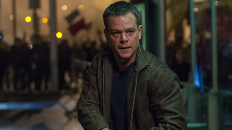 Jason Bourne sneaking around
