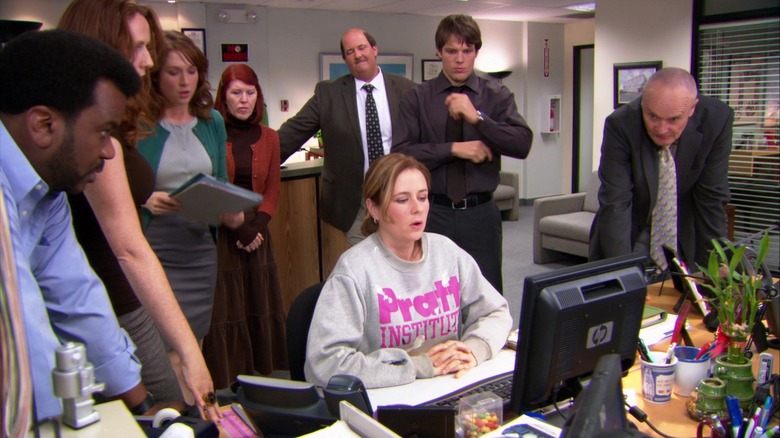 Jenna Fischer at computer The Office