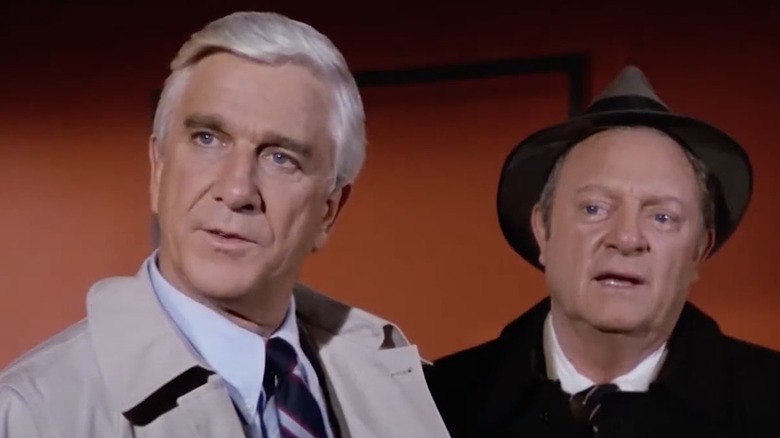 Leslie Nielsen in the role of Frank Darbin and Alan North in the role of Ed Hawkin in the Police Series Series Simulator Simulator!