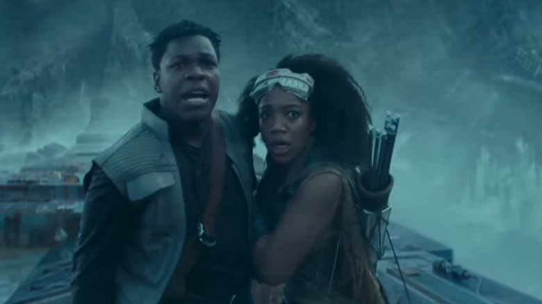 Star Wars: The Rise of Skywalker, Finn calling out for Rey, Jannah next to him