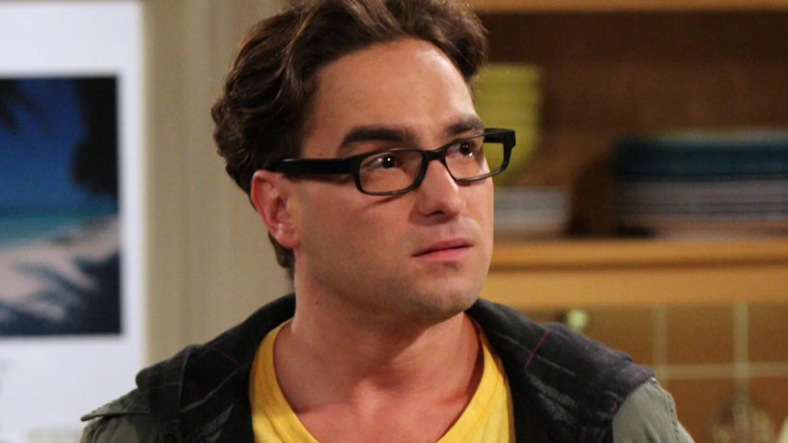 Johnny Galecki Had A Gross On-Set Habit During The Big Bang Theory