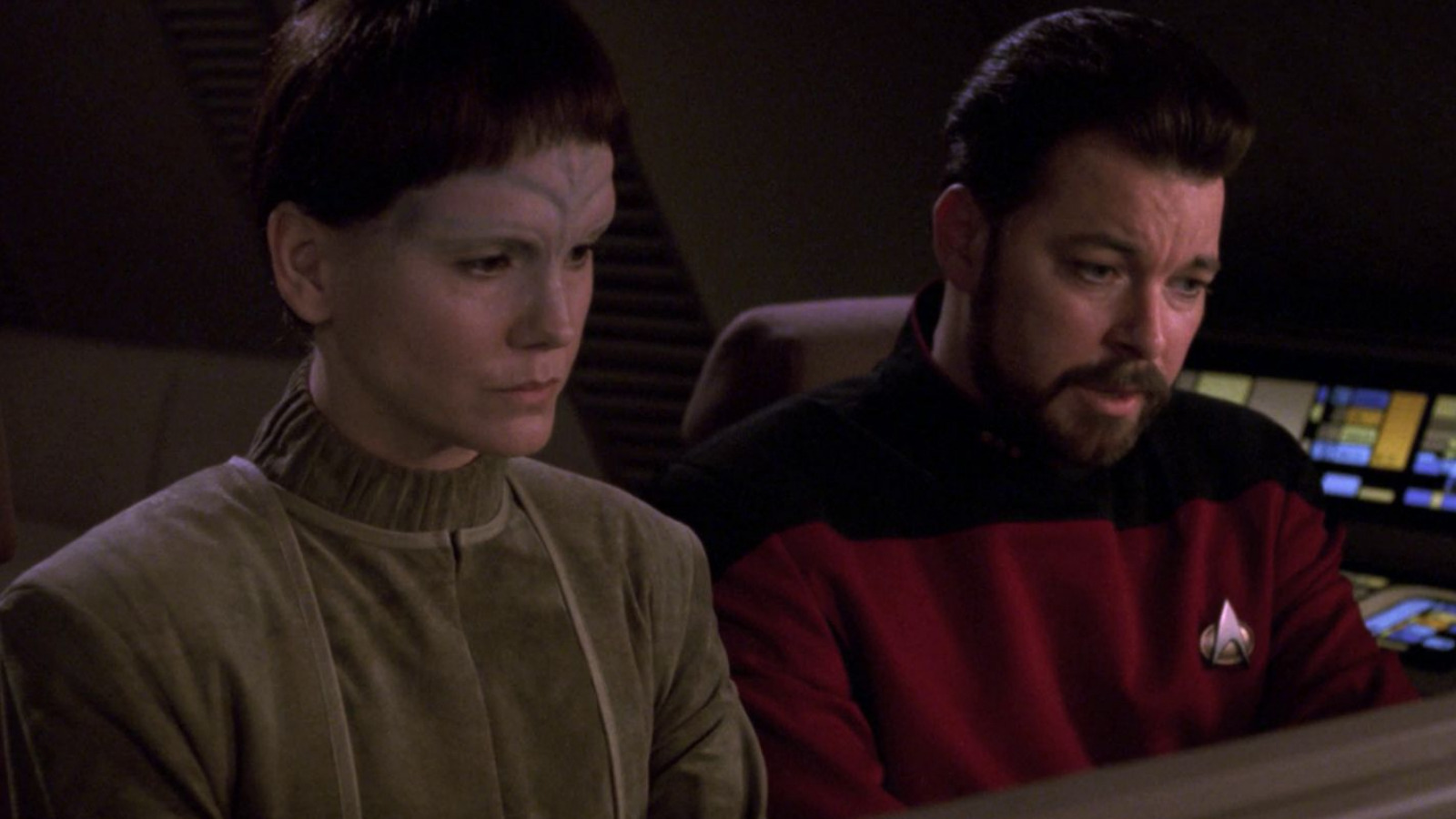 Jonathan Frakes Doesn't Think Star Trek Went Far Enough With The Next Generation's LGBT Episode - Vimarsana News