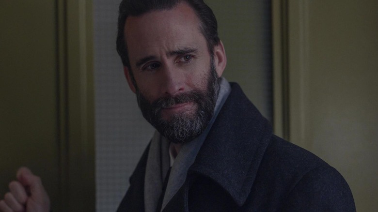 Joseph Fiennes as Commander Fred Waterford