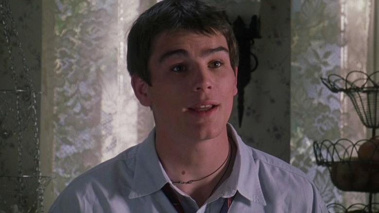 John Tate in his kitchen in Halloween H20: Twenty Years Later