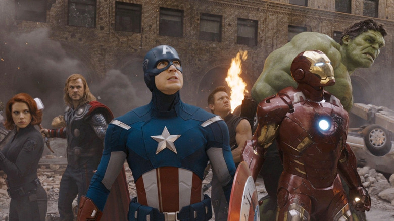 Scarlett Johansson, Chris Hemsworth, Chris Evans, Jeremy Renner, Robert Downey Jr., and Mark Ruffalo in The Avengers
