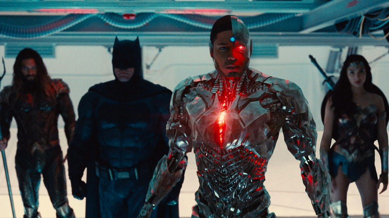 Fisher, Jason Momoa, Ben Affleck and Gal Gadot in Zack Snyder's Justice League