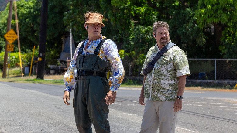 Zac Gallvianakis in the role of Jumba and Billy Magnousen in the role of Bolkli disguised as human beings in Lilo and Gross