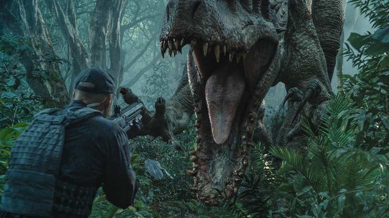 Jurassic World Indominus Rex lunges at soldier