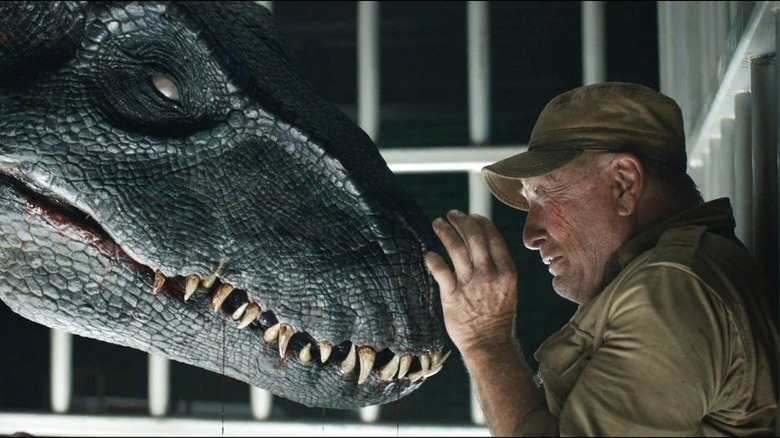 Indoraptor about to kill Wheatley Jurassic World