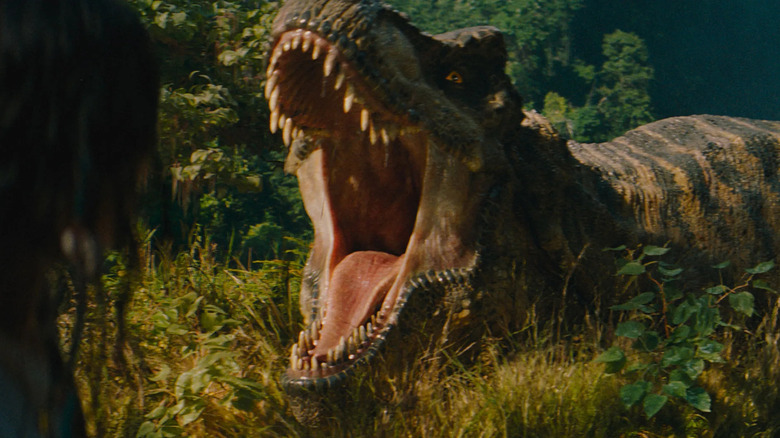 New striped T-Rex Roar held in the world revival of the Jurassic period