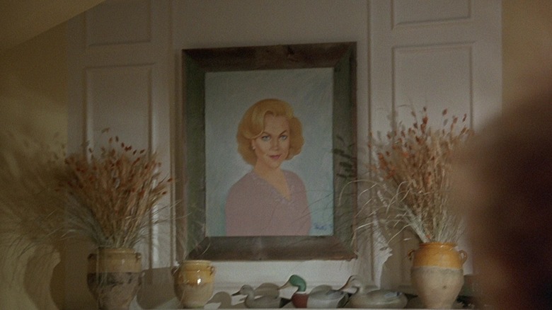 A creepy painting of Beverly Sutphin in Serial Mom