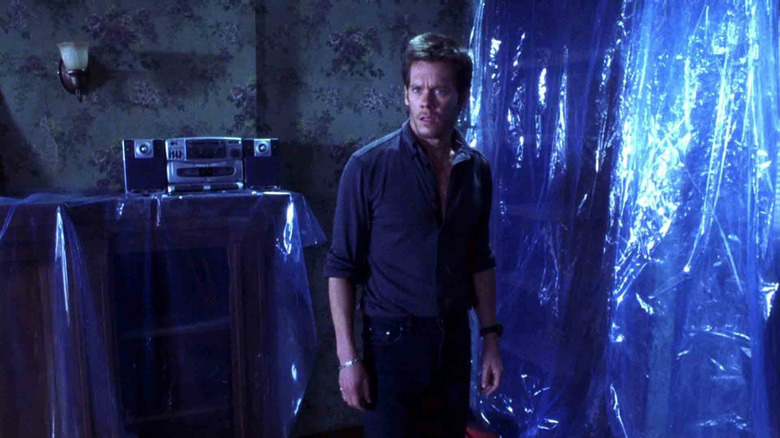 Kevin Bacon in Stir of Echoes