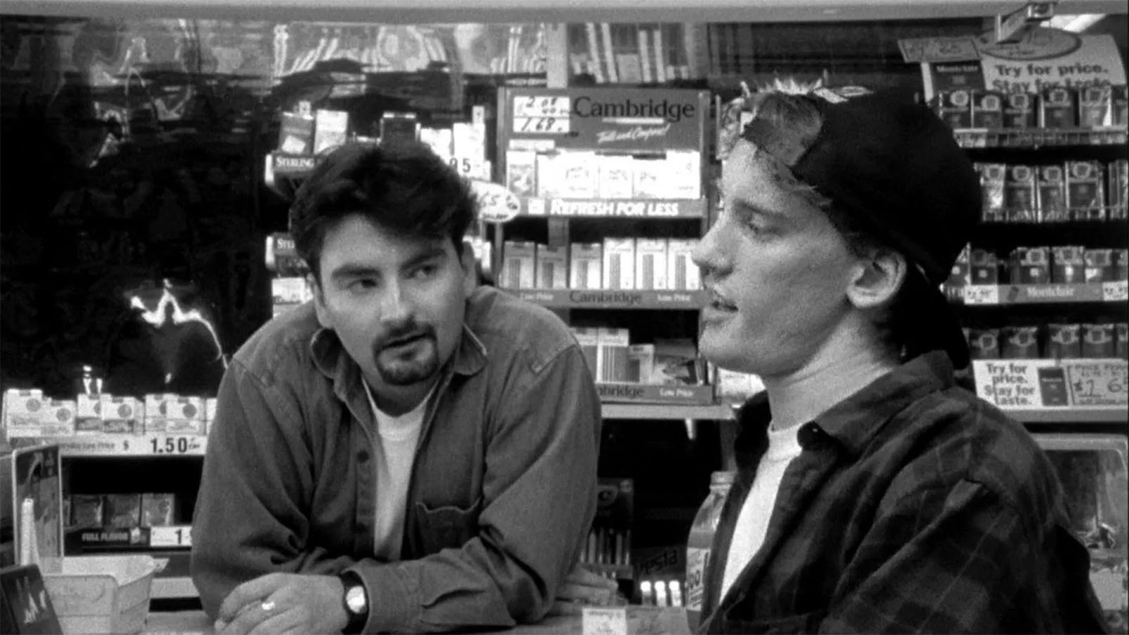#Kevin Smith Reveals A First Look At Clerks III Meticulously Recreating The Original Clerks