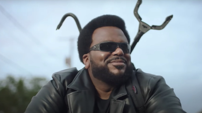 Craig Robinson in Killing It