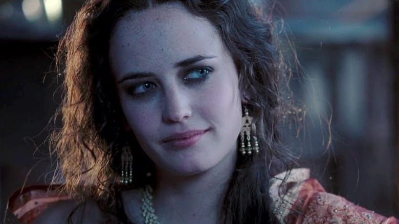 Eva Green as Sibylla smiles in Kingdom of Heaven