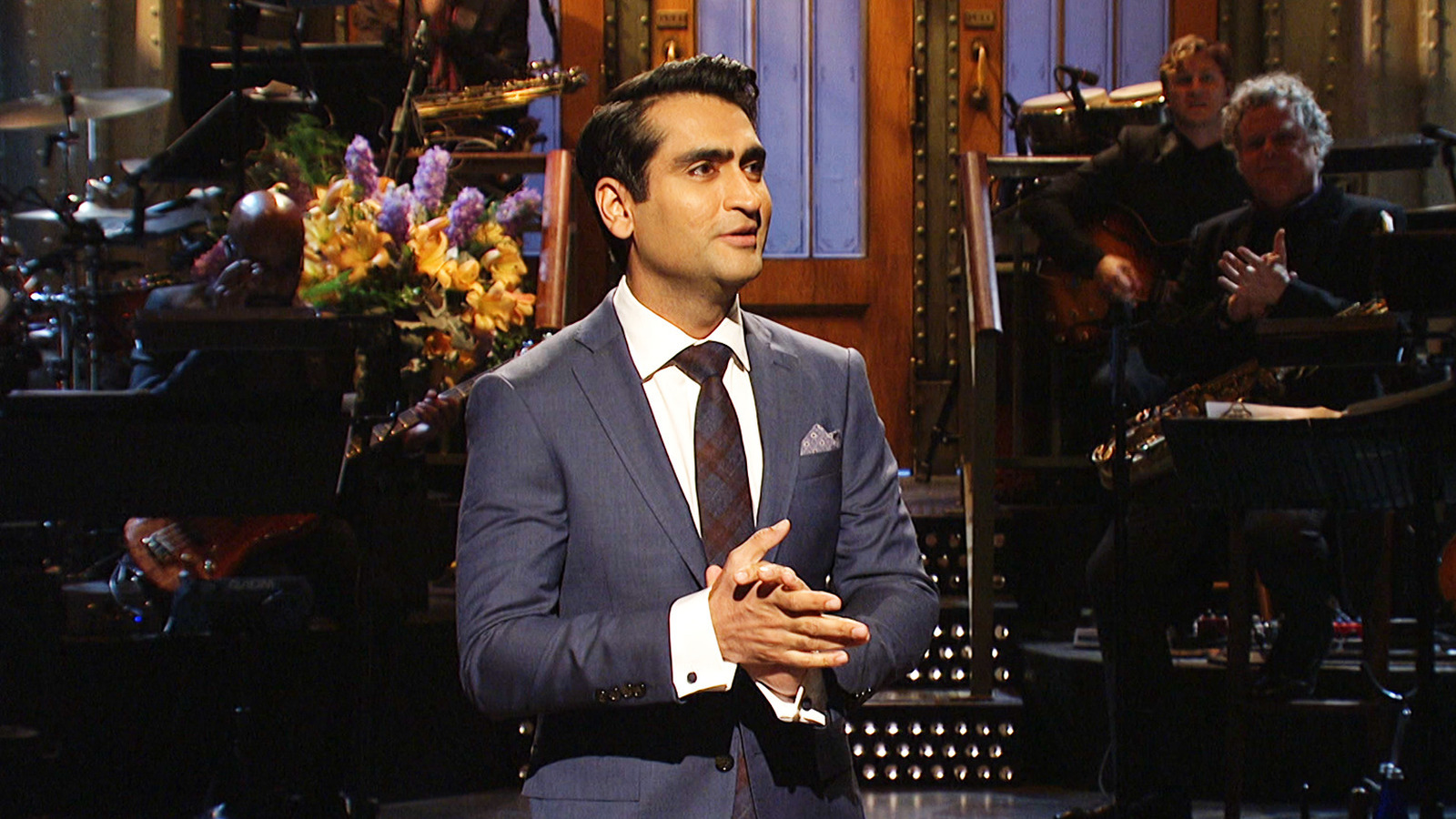 Kumail Nanjiani’s First Saturday Night Live Appearance Earned Him An Apology From Jason Sudeikis – /Film