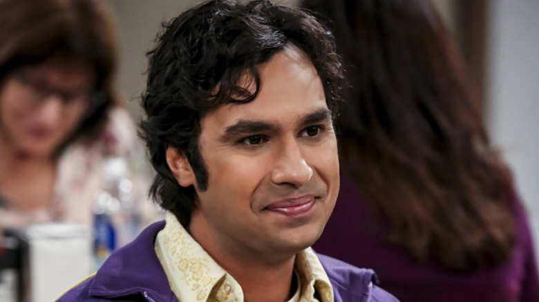 The Big Bang theory, Season 12 Raj at dinner, wears a purple coat