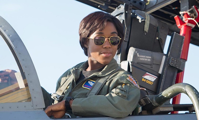 Lashana Lynch captain marvel