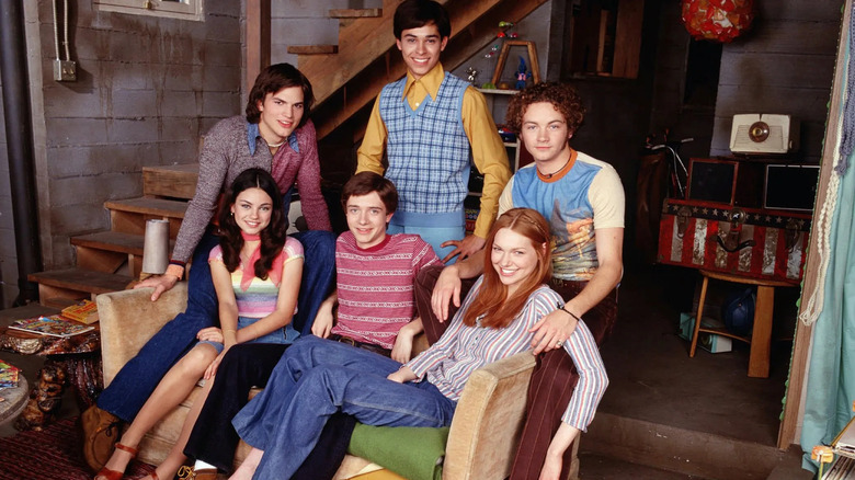 Cast photo for Fox sitcom That 70's Show 