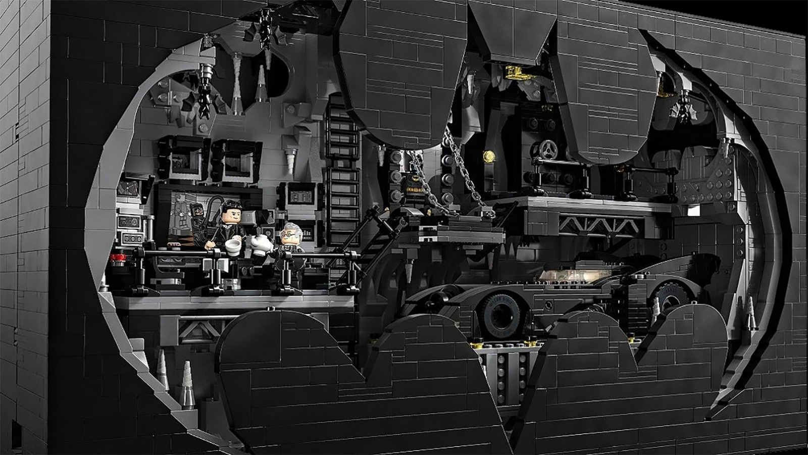 LEGO's Batman Returns Batcave Is A Punishingly Tedious Build, But It's  Worth The Time And Effort