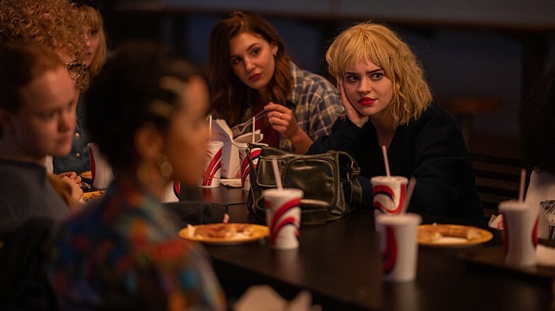 Liv Hewson, Jane Widdop, Jasmin Savoy Brown, Sophie Nélisse, Sophie Thatcher, Yellowjackets
