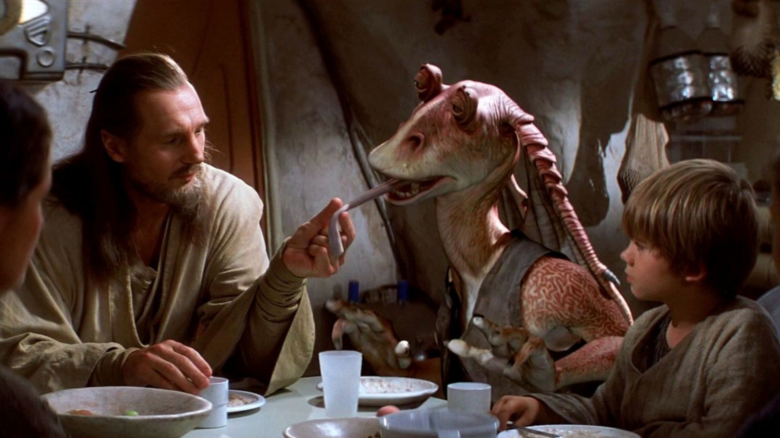 Liam Neeson Was 'Personally Hurt' By The Jar Jar Binks Hate After Star Wars: The Phantom Menace - Vimarsana News