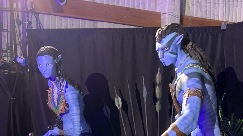 Avatar neytiri and jake life size figures