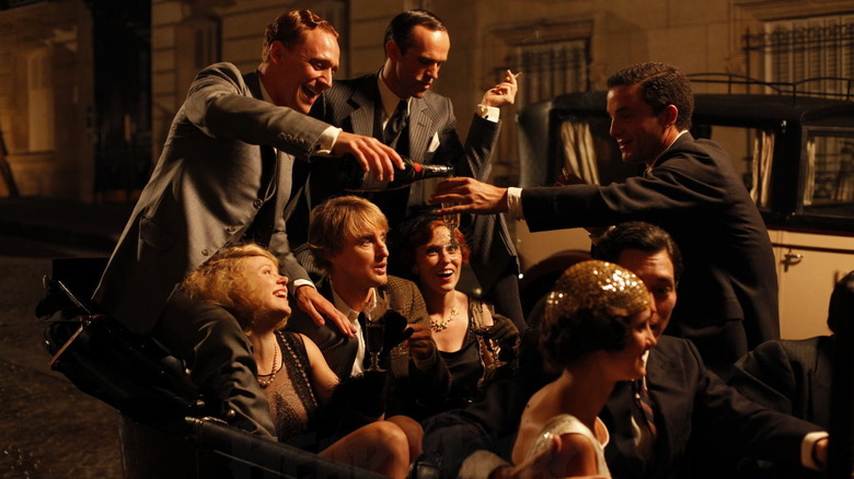 Tom Hiddleston and Owen Wilson in Midnight in Paris
