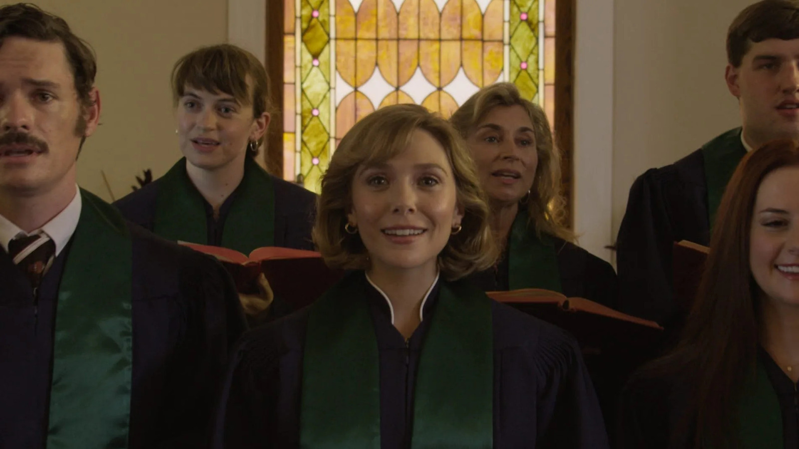 Love & Death First Look See Elizabeth Olsen As Candy Montgomery