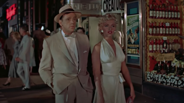 Seven Year Itch Monroe Ewell stroll