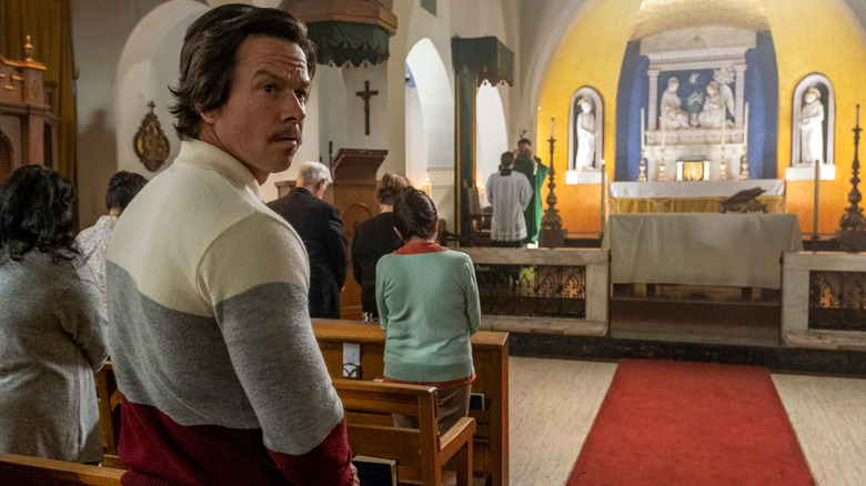 Mark Wahlberg as father Stu