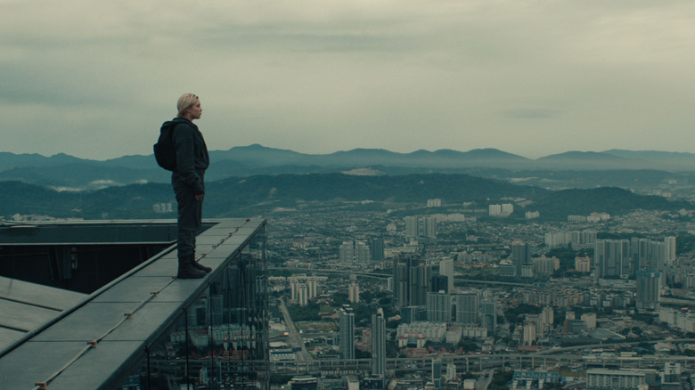 Florence Pugh's Yelena Belova on top of a skyscraper in Thunderbolts
