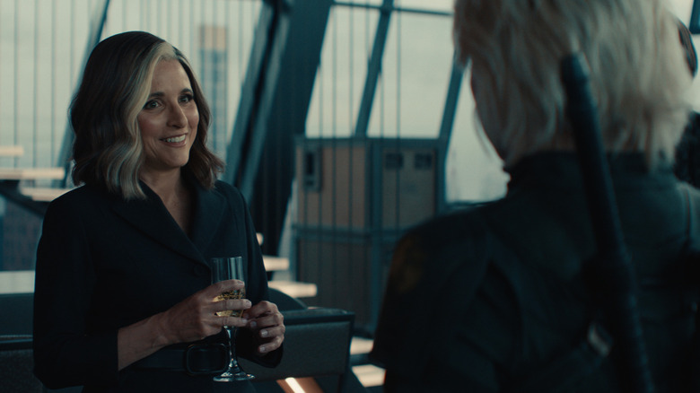 Valentina Allagra de Fontaine (Julia Louis-Dreyfus) speaks with the black widow (Florence Pugh) in Thunderbolts*