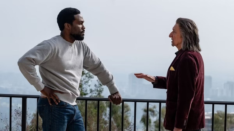 Simon Williams and Trevor Slattery chatting in Wonder Man