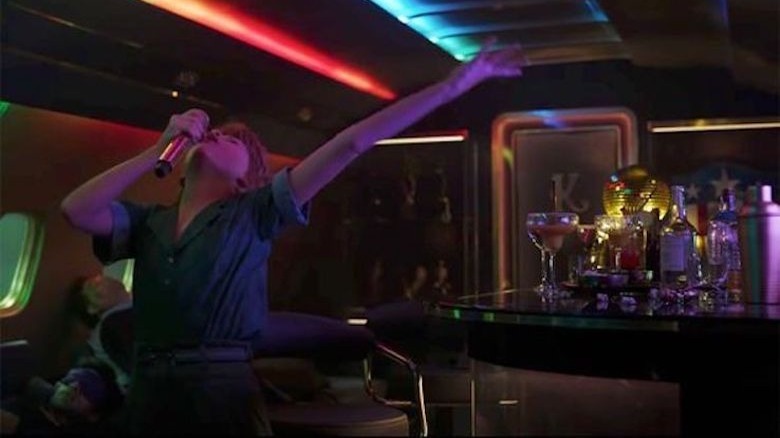Sprite does karaoke on a plane