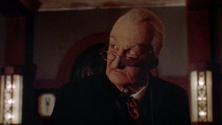 Bill Garlety snarling in The Mangler