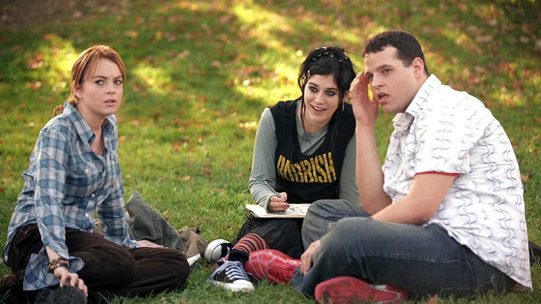 Lindsay Lohan, Lizzy Caplan, and Daniel Franzese in Mean Girls