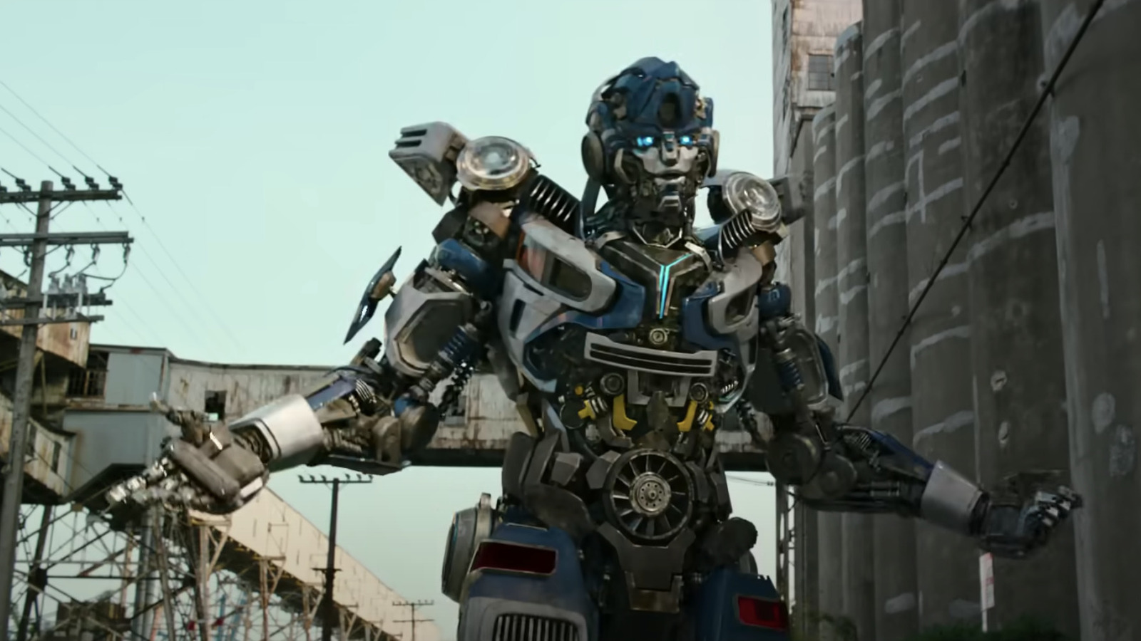 Meet Mirage, The Autobot Voiced By Pete Davidson In Transformers: Rise Of The Beasts – /Film