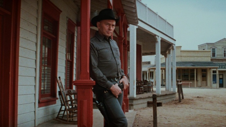 The Gunslinger looms over the main street in Westworld