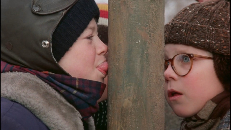 Scott Schwartz and Peter Billingsley in A Christmas Story