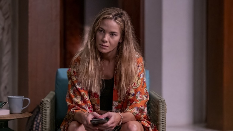 Michelle Monaghan like Jaclyn Lemon on the white lotus
