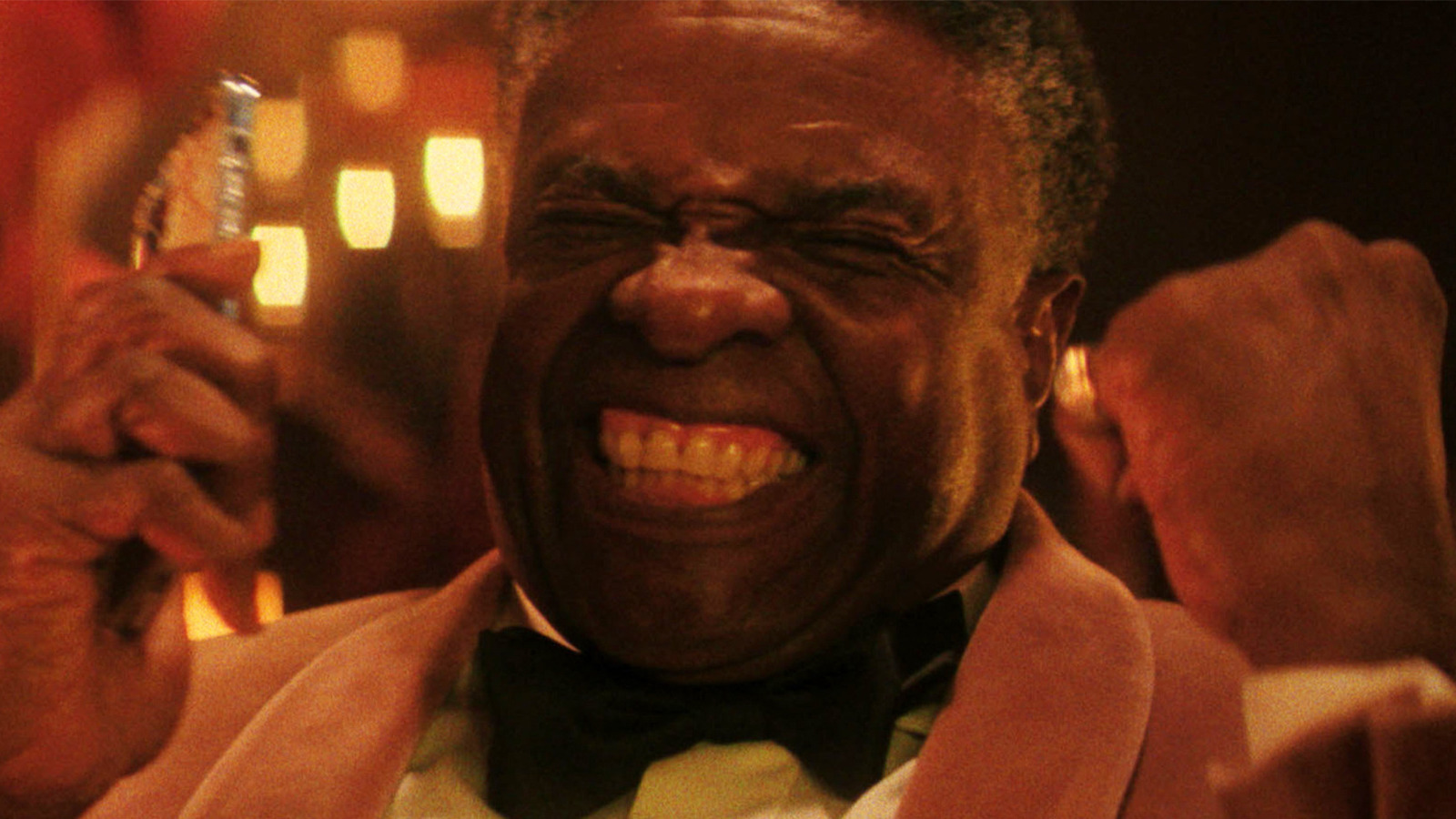 Mike & Nick & Nick & Alice verwijzen subtiel naar de Gargoyles-animatieserie (exclusief)