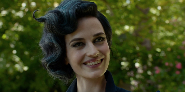 Miss Peregrine Loop Day Clip - Eva Green