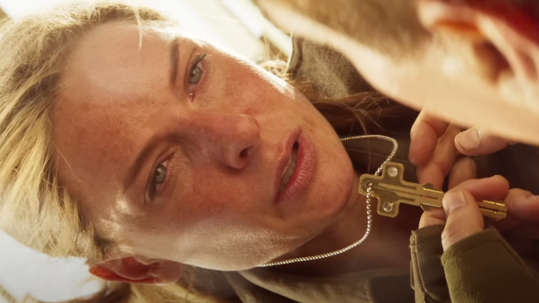 Ilsa with a key