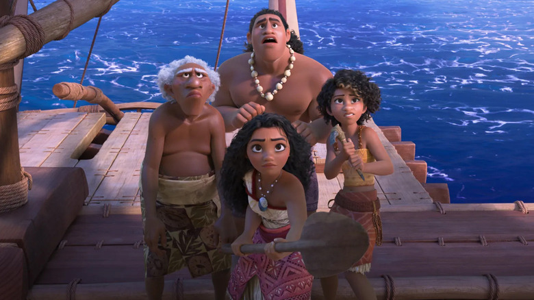 Moana está pronta para lutar enquanto Loto, Moni e Keke parecem aterrorizados em Moana 2