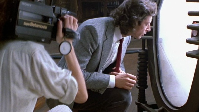 The Fly Jeff Goldblum looking in pod