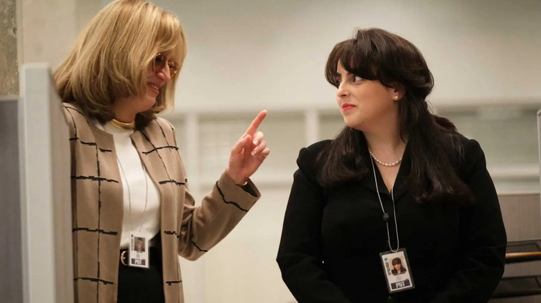 Linda wagging her finger at Monica on Impeachment: American Crime Story