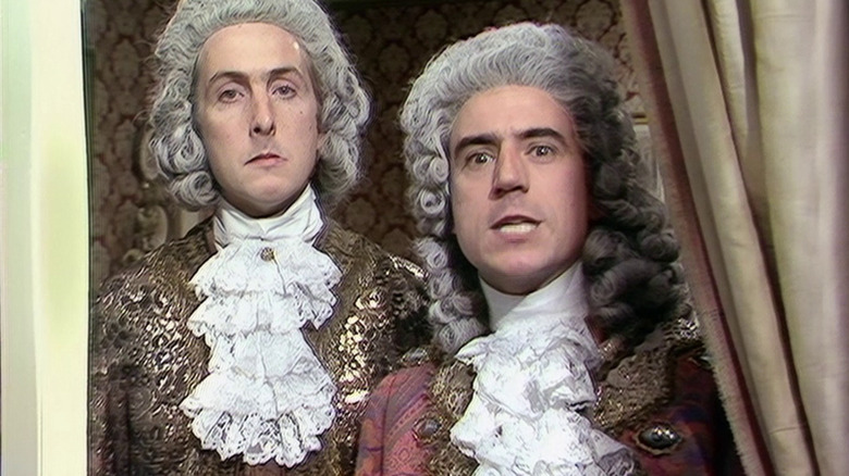 Los hermanos Montgolfier miran intensamente por la ventana, pensando en globos, en Monty Python