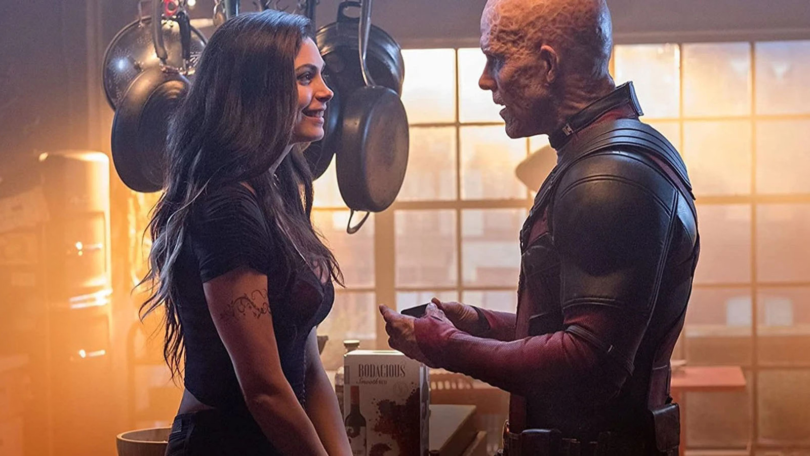 Morena Baccarin megerősíti Vanessa visszatérését a Deadpool 3-ban, és "vicces meglepetést" ígér a rajongóknak 6 l intro 1648130285